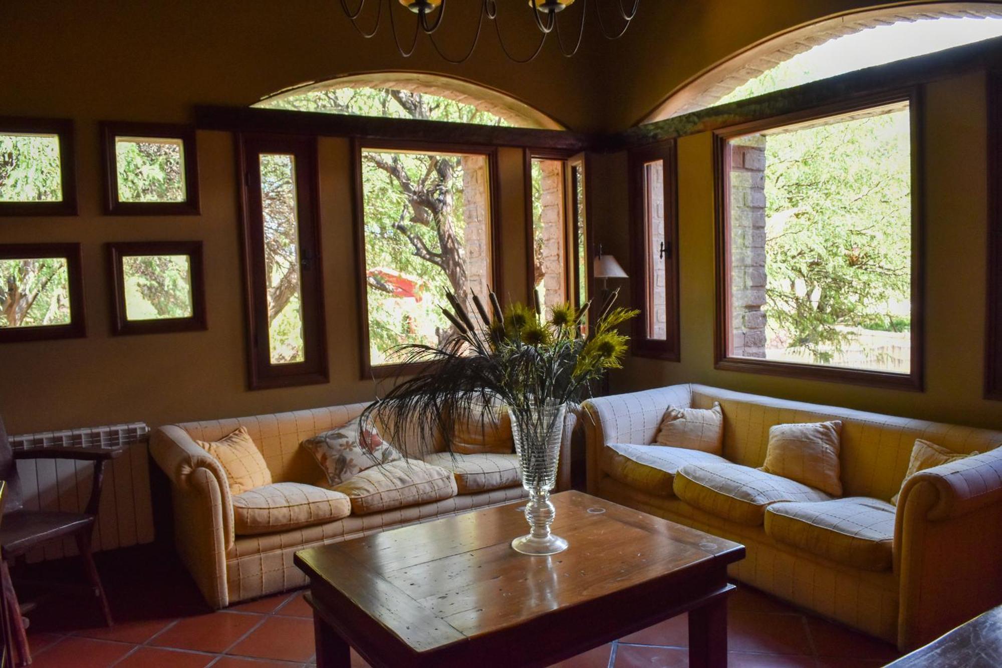 La Casa De La Bodega - Wine Boutique Hotel カファヤテ エクステリア 写真