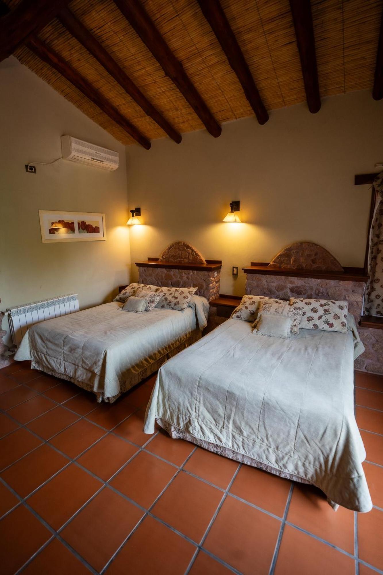 La Casa De La Bodega - Wine Boutique Hotel カファヤテ エクステリア 写真
