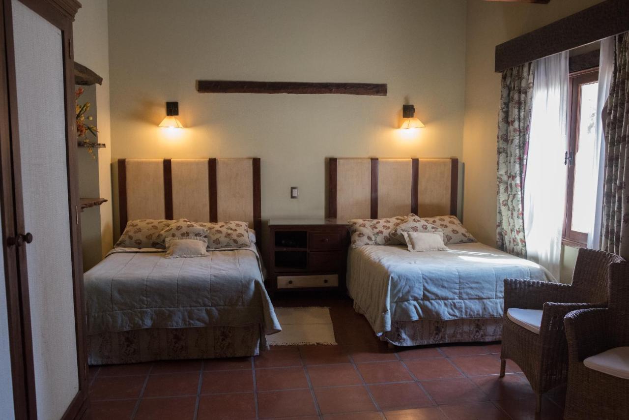 La Casa De La Bodega - Wine Boutique Hotel カファヤテ エクステリア 写真