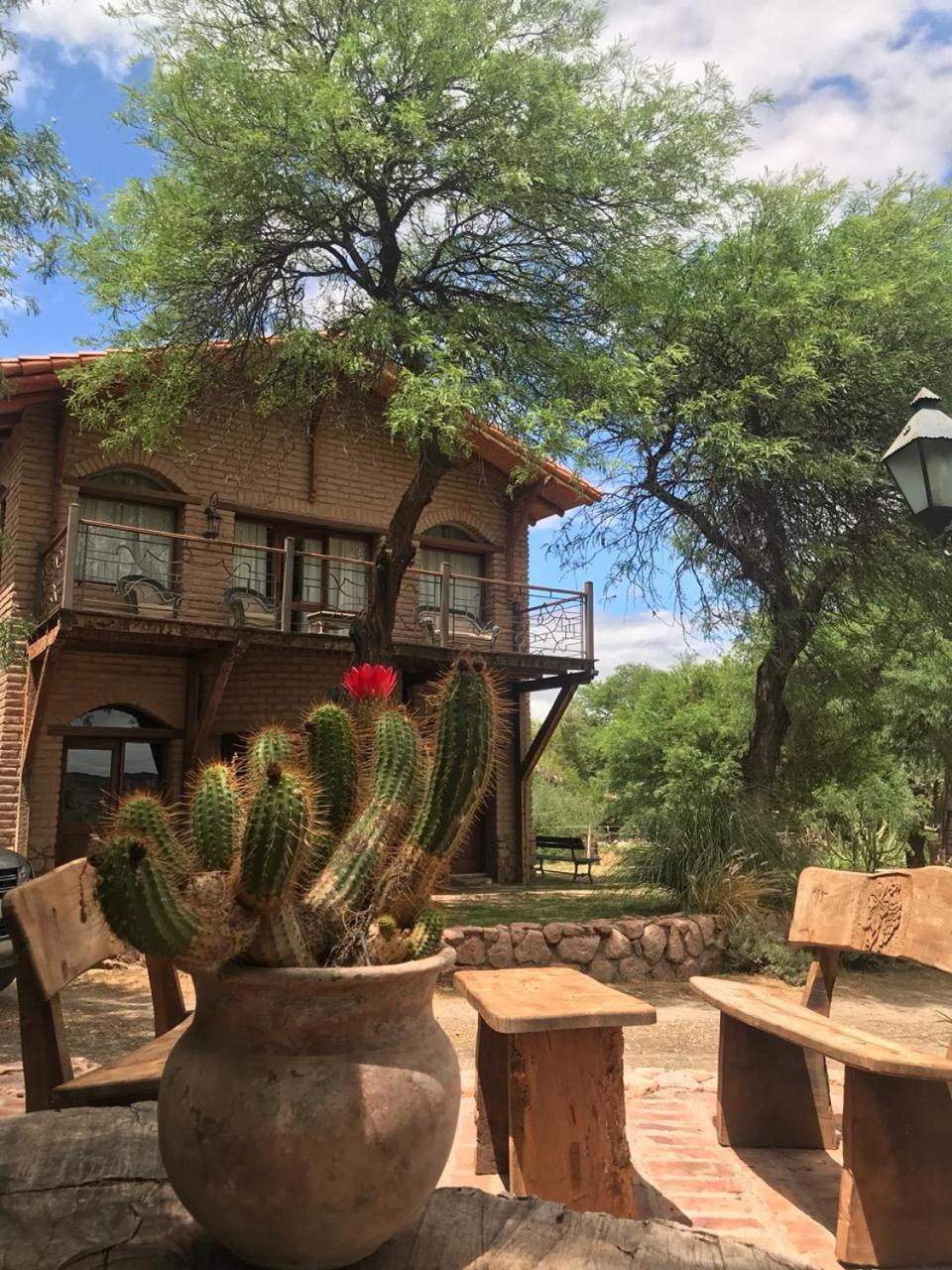 La Casa De La Bodega - Wine Boutique Hotel カファヤテ エクステリア 写真